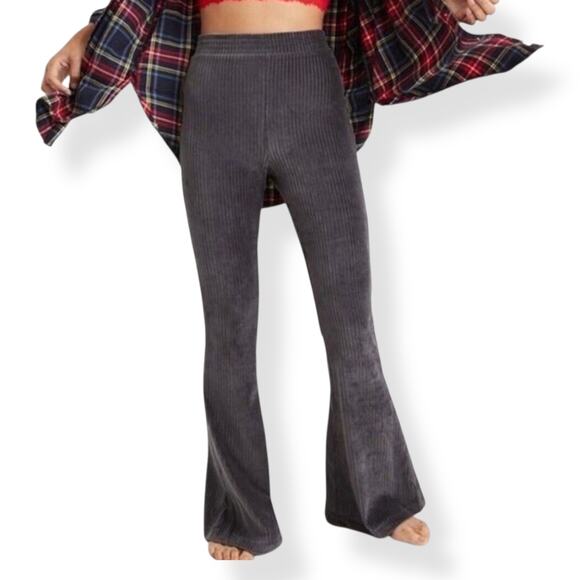 Aerie women's gray Groove On ribbed velour flare pants Medium - Picture 1 of 13